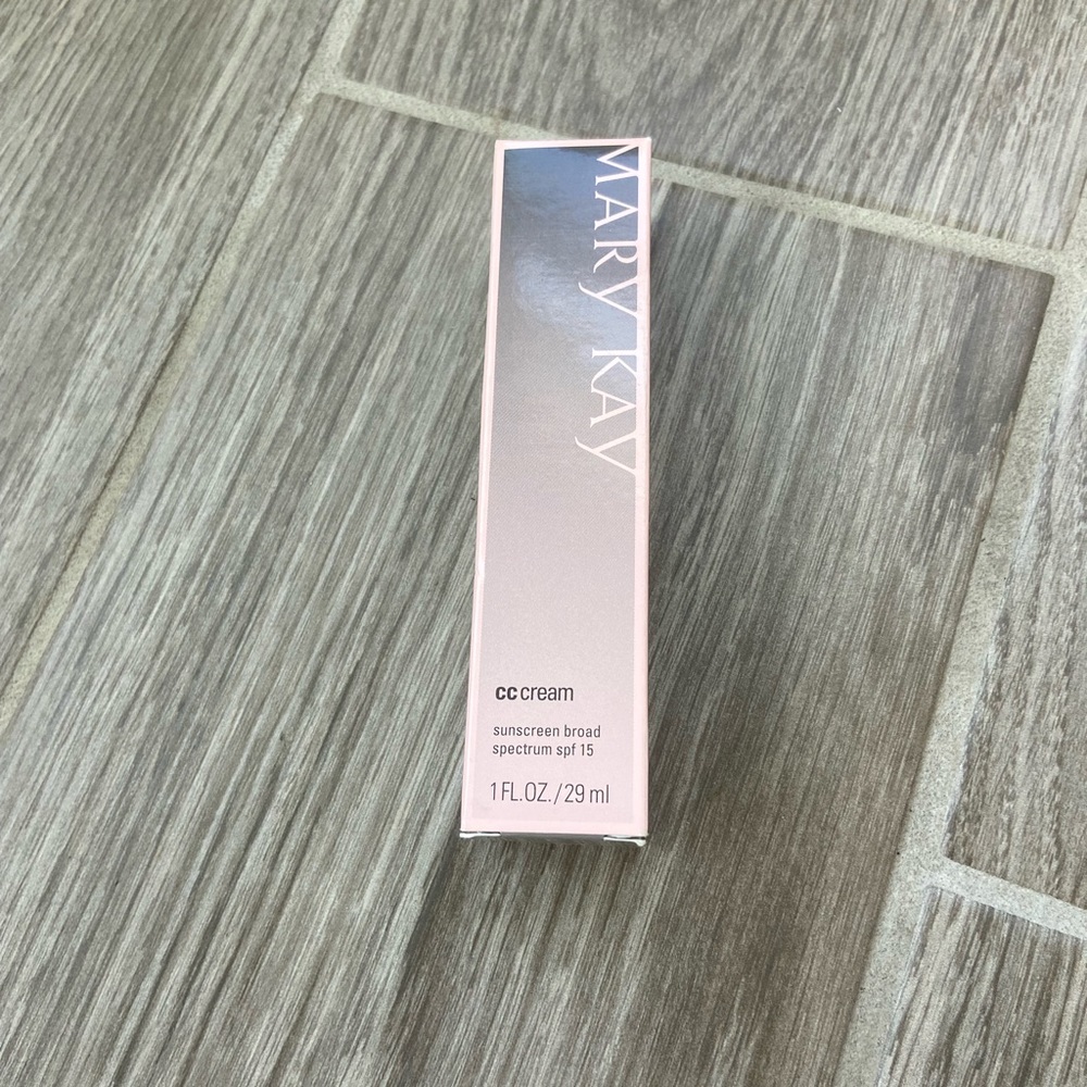 🔥3 for $5 New in box Mary Kay CC cream